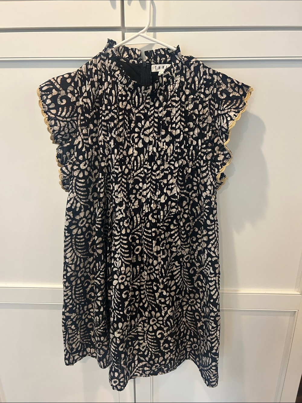 THML Black & Cream Floral Print Ruffle Sleeve Dress